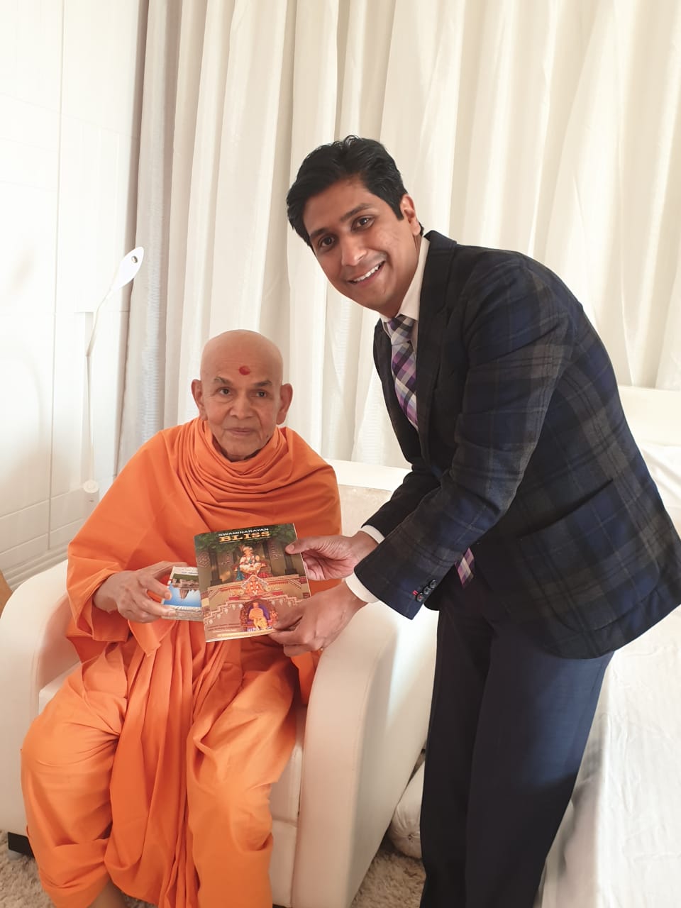 ParamPujya Mahant Swami Maharaj|Dr. Ajay Kothari - Spine Surgeon|Shivaji Nagar,Pune